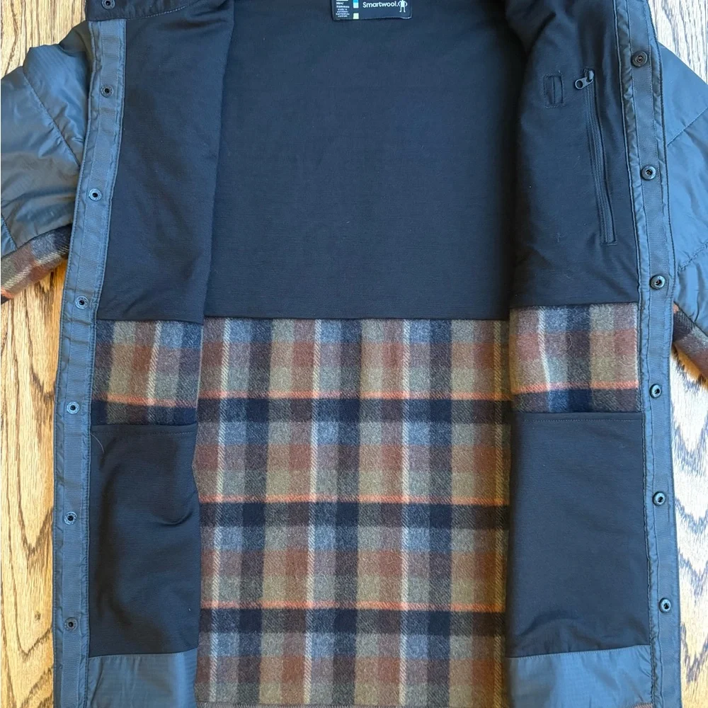 Smartwool Anchorline Gray and Brown Plaid Puffer Jacket - Picture 8 of 11